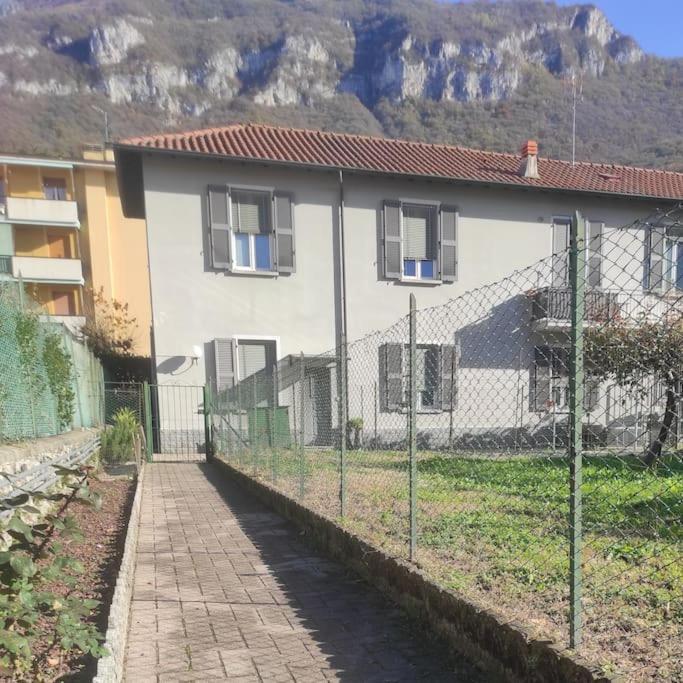 Ferienwohnung Casa Zia Luisa Lecco Exterior foto